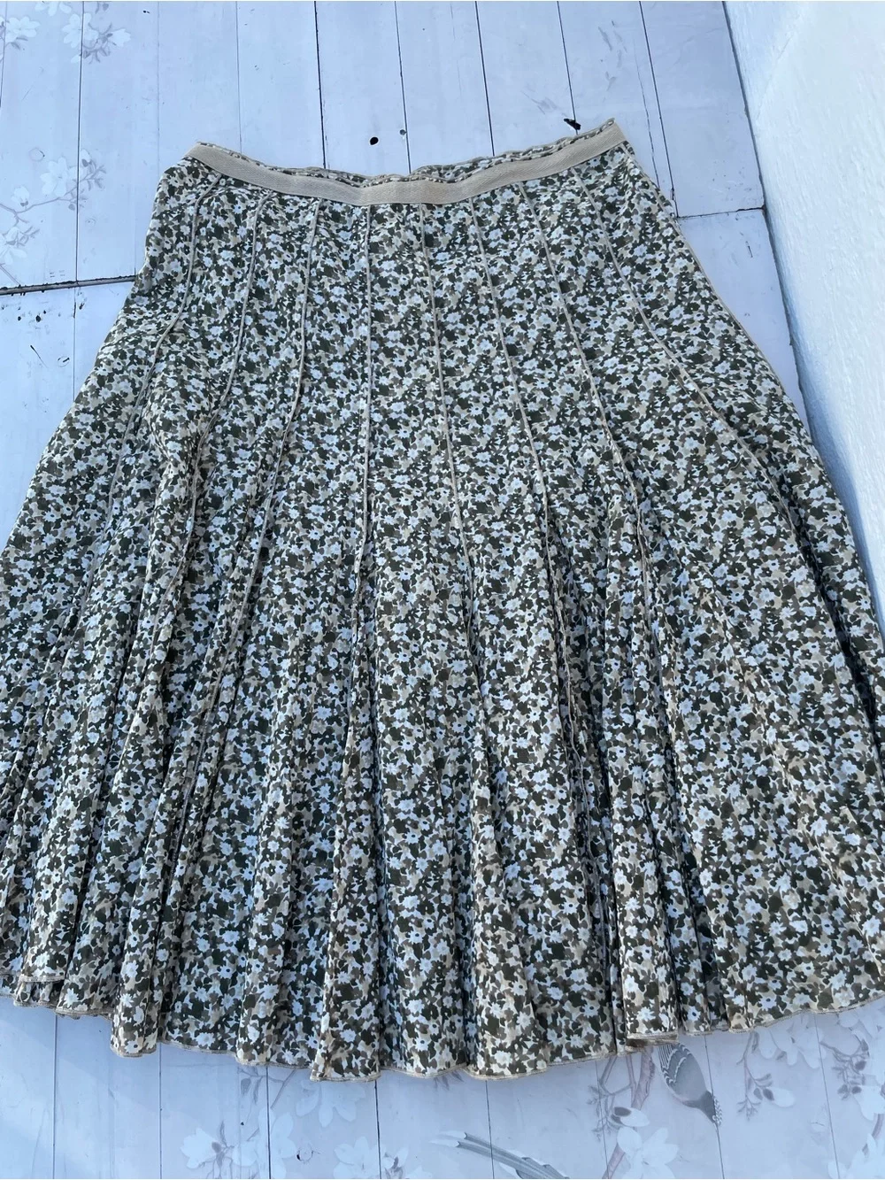Michael Kors Olive and Cream Floral Pleated Midi Skirt